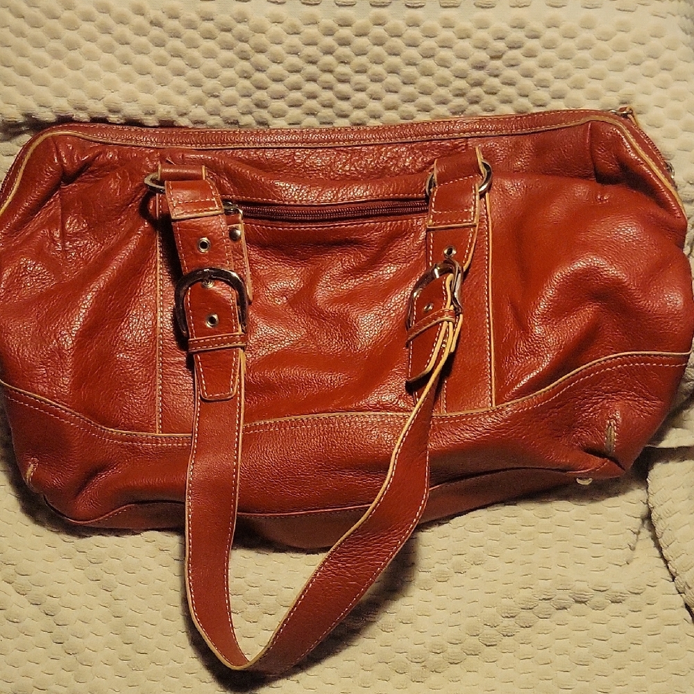 Elegant Red Leather Women's Bag